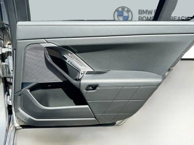 2023 BMW 7 Series — photo 24 view