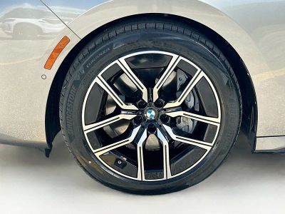 2023 BMW 7 Series — photo 30 view