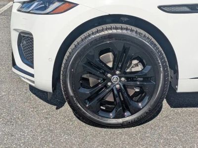 2026 Jaguar F-PACE — photo 10 view