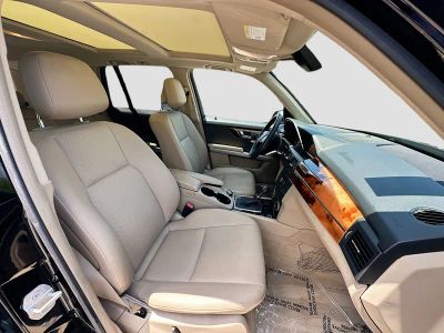 2010 Mercedes-Benz GLK — photo 24 view