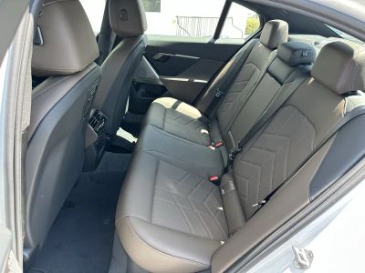2026 BMW 5 Series — photo 18 view