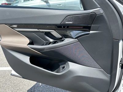 2026 BMW 5 Series — photo 24 view