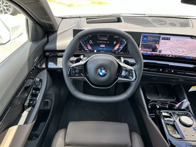 2026 BMW 5 Series — photo 12 view