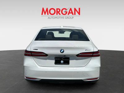 2026 BMW 5 Series — detail view