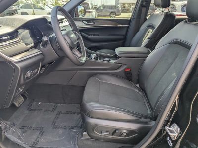 2026 Jeep Grand Cherokee L — photo 13 view