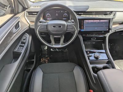 2026 Jeep Grand Cherokee L — photo 11 view