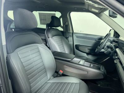 2026 Kia EV9 — photo 33 view