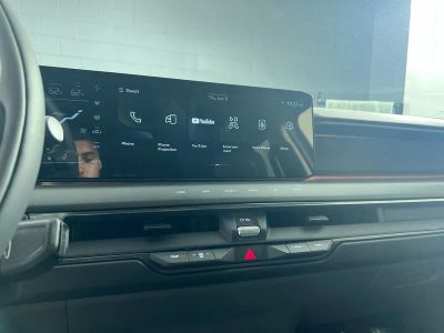2026 Kia EV9 — photo 28 view