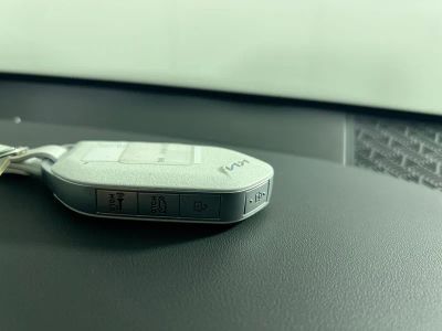 2026 Kia EV9 — photo 36 view