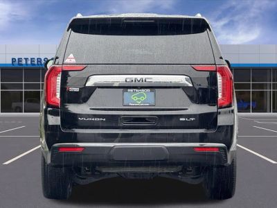 2022 GMC Yukon — detail view