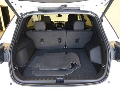 2024 Chevrolet Equinox — photo 11 view
