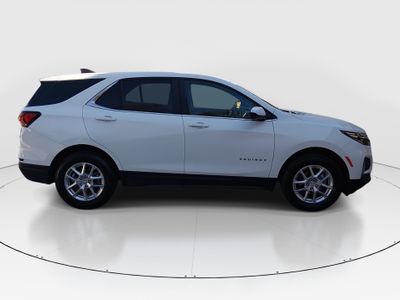 2024 Chevrolet Equinox — photo 8 view