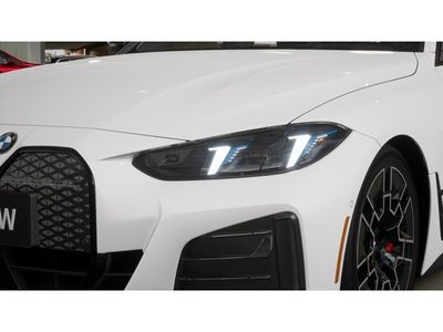 2026 BMW i4 - Photo 6