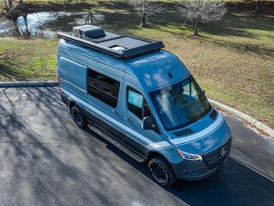 2025 Storyteller Overland - Photo 10