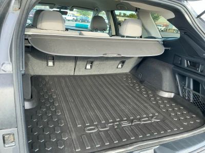 2022 Subaru Outback — photo 9 view