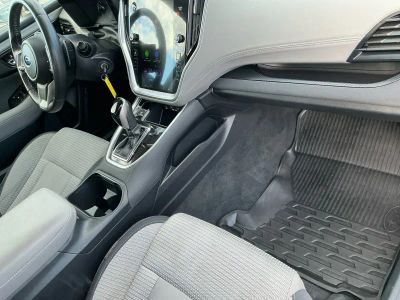2022 Subaru Outback — photo 10 view