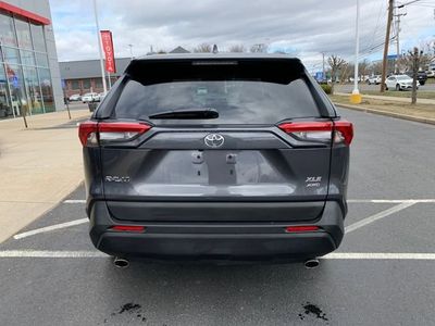 2025 Toyota RAV4 XLE - Photo 5