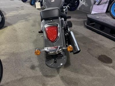 2025 Suzuki Boulevard C50 - Photo 5