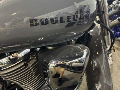 2025 Suzuki Boulevard C50 - Photo 9