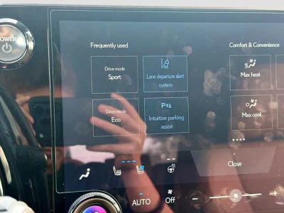 2026 Lexus RX — photo 31 view