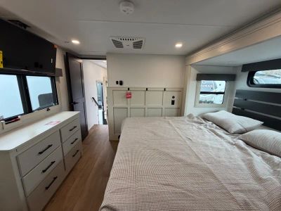 2026 Grand Design Solitude - Photo 15