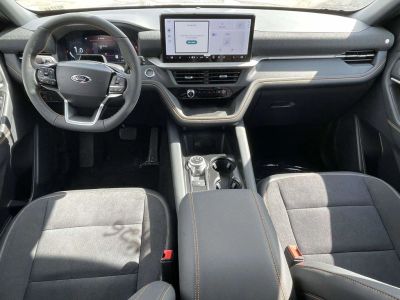 2026 Ford Explorer — photo 11 view