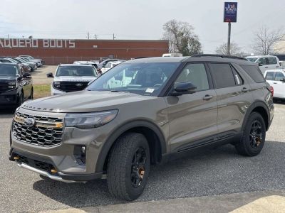 2026 Ford Explorer — photo 7 view