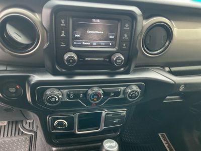 2019 Jeep Wrangler - Photo 11