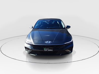 2024 Hyundai Elantra - Photo 2