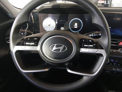2024 Hyundai Elantra - Photo 17