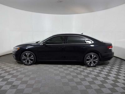 2022 Volkswagen Passat - Photo 4