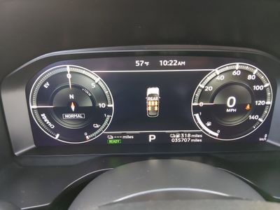 2024 Mitsubishi Outlander Plug-In Hybrid — photo 14 view