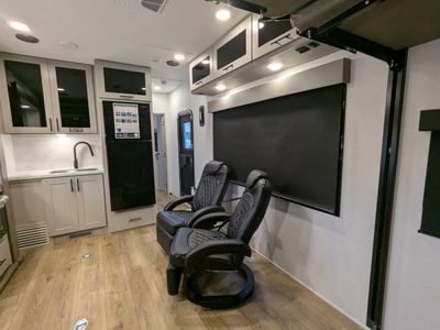 2026 Alliance RV Valor All Access - Photo 22