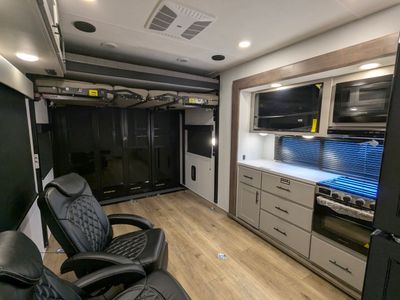 2026 Alliance RV Valor All Access - Photo 11