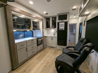 2026 Alliance RV Valor All Access - Photo 4