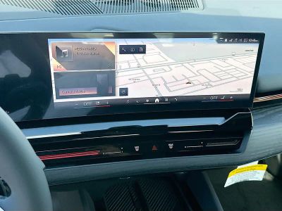 2026 BMW 5 Series — photo 10 view