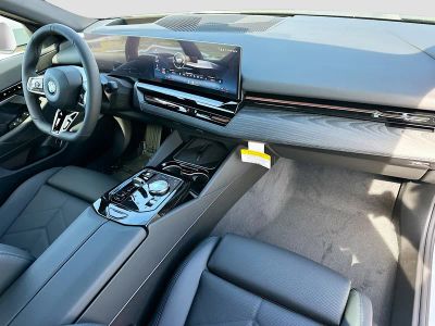 2026 BMW 5 Series — photo 24 view