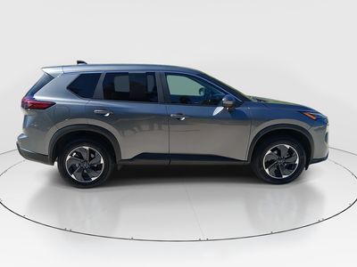 2024 Nissan Rogue - Photo 8
