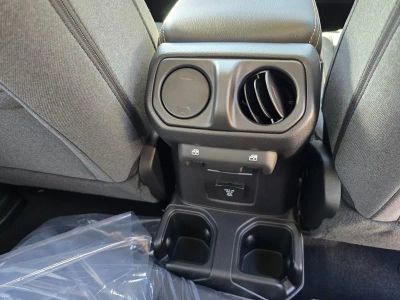 2025 Jeep Wrangler — photo 30 view