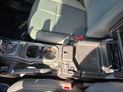 2025 Jeep Wrangler — photo 23 view