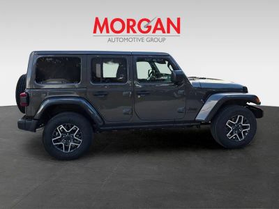2025 Jeep Wrangler — photo 7 view