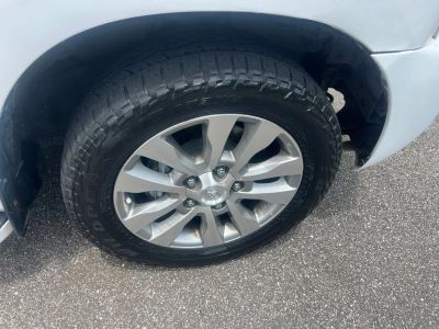 2010 Toyota Sequoia - Photo 10
