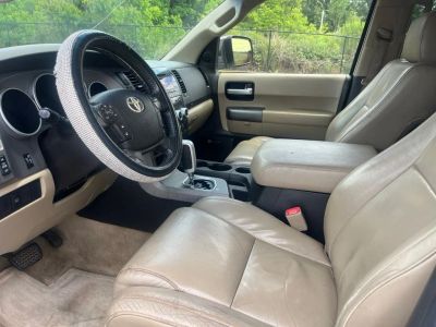 2010 Toyota Sequoia - Photo 15