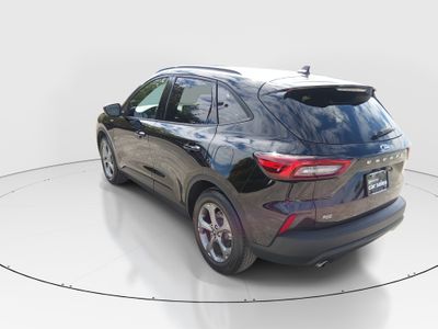 2025 Ford Escape — detail view