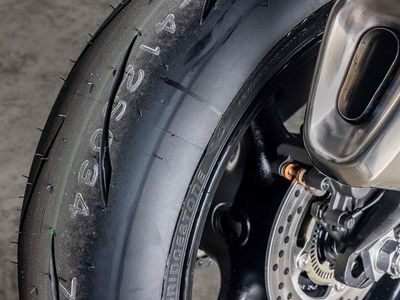2026 Kawasaki NinjaZX-10R - Photo 11