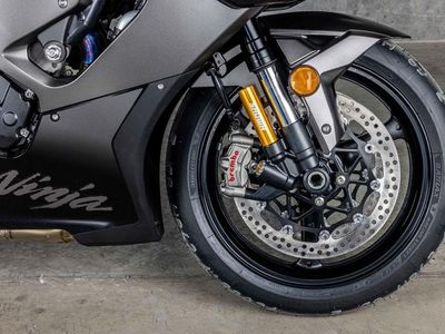 2026 Kawasaki NinjaZX-10R - Photo 4