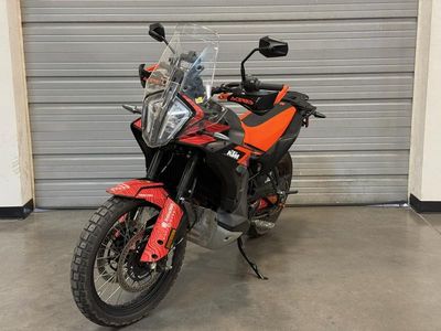 2024 KTM 790 Adventure - Photo 2