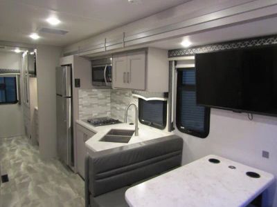 2023 Thor Motor Coach OMNI - Photo 5