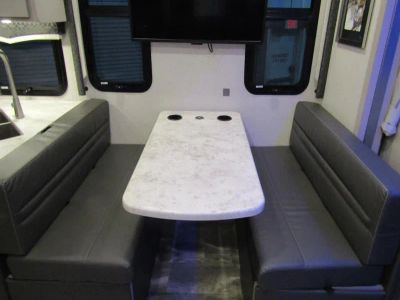 2023 Thor Motor Coach OMNI - Photo 11