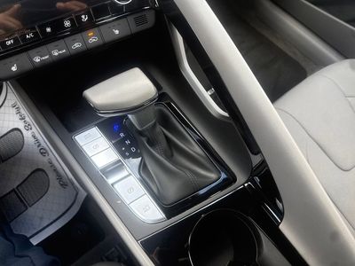 2023 Hyundai Elantra SEL - Photo 20